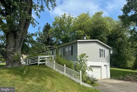 145 Jubilee Rd, Peach Bottom, PA 17563