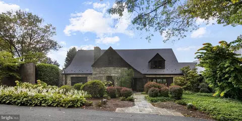 174 River Dr, Lancaster, PA 17603