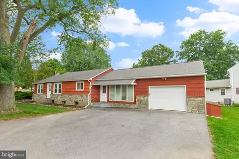 26 Quarry Rd, Leola, PA 17540