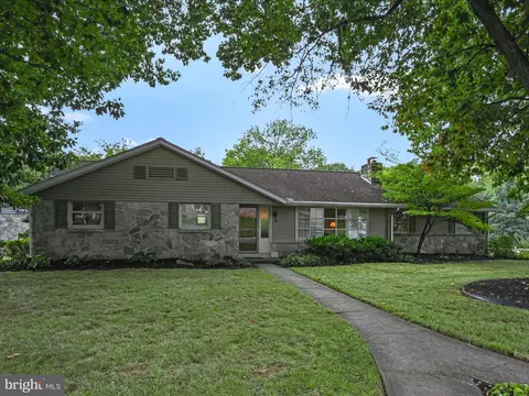 38 Keeler Ave, Stevens, PA 17578
