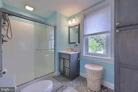 213 S Spruce St, Lititz, PA 17543 photo 38