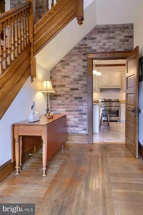 213 S Spruce St, Lititz, PA 17543 photo 12