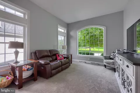 686 Jake Landis Rd, Lititz, PA 17543 photo 8