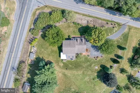 View/Area - 150 Briar Hill Rd, Lititz, PA 17543 photo 5 of 5
