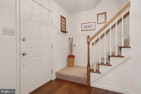Entry Way - 150 Briar Hill Rd, Lititz, PA 17543 photo 1 of 4