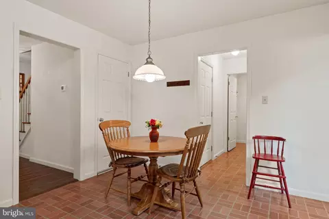 Entry Way - 150 Briar Hill Rd, Lititz, PA 17543 photo 4 of 4