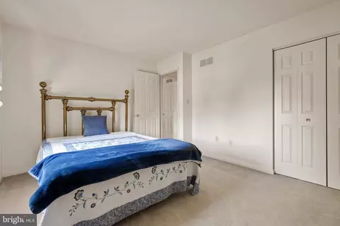 Bedroom - 150 Briar Hill Rd, Lititz, PA 17543 photo 7 of 7