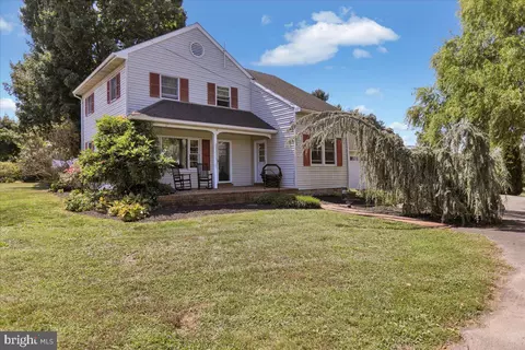 1120 Anderson Ferry Rd, Mount Joy, PA 17552