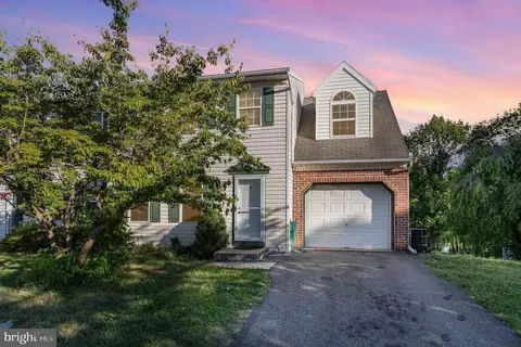 26 Park Ridge Dr, Elizabethtown, PA 17022