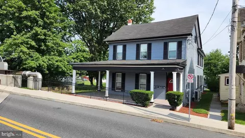 53 Marietta Ave, Mount Joy, PA 17552