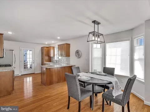 Dining - 603 Wallingford Rd, Lititz, PA 17543 photo 1 of 2