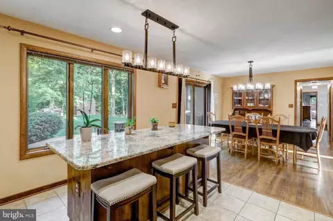 Dining - 893 Timberline Dr, Gap, PA 17527 photo 4 of 4