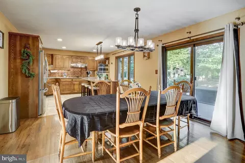 Dining - 893 Timberline Dr, Gap, PA 17527 photo 3 of 4