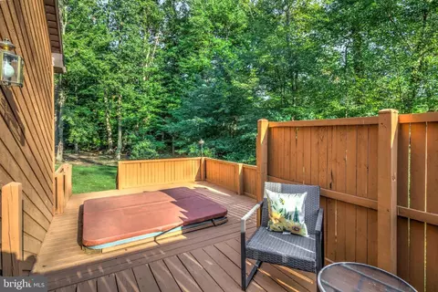 Exterior - 893 Timberline Dr, Gap, PA 17527 photo 11 of 18