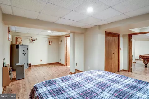 Bedroom - 893 Timberline Dr, Gap, PA 17527 photo 6 of 6