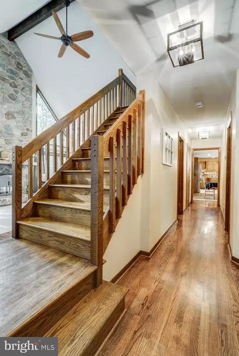 Entry Way - 893 Timberline Dr, Gap, PA 17527 photo 5 of 7