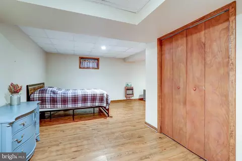 Bedroom - 893 Timberline Dr, Gap, PA 17527 photo 4 of 6
