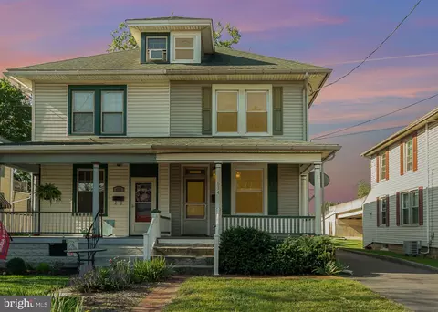674 Wood St, Mount Joy, PA 17552