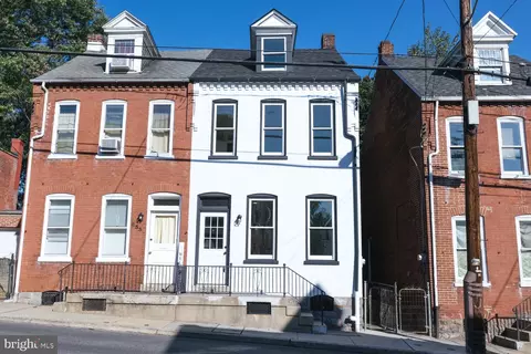 631 W Vine St, Lancaster, PA 17603