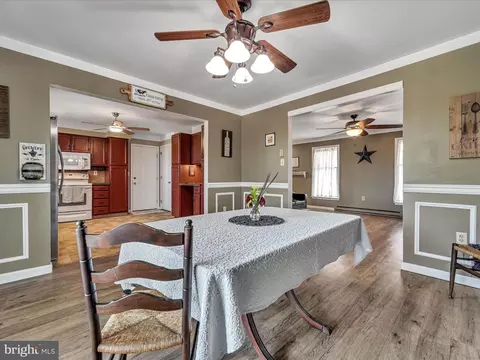 Dining - 587 Hi View Dr, Lititz, PA 17543 photo 2 of 2