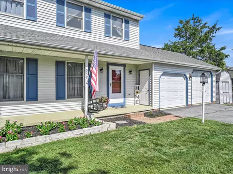 Exterior - 587 Hi View Dr, Lititz, PA 17543 photo 6 of 11