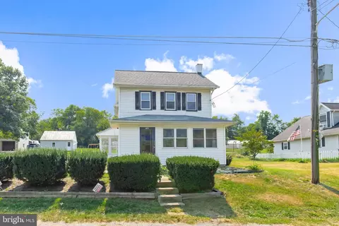 732 Stackstown Rd, Bainbridge, PA 17502 photo 3