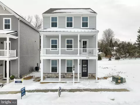 2232 Coach Light Ln, Lancaster, PA 17601