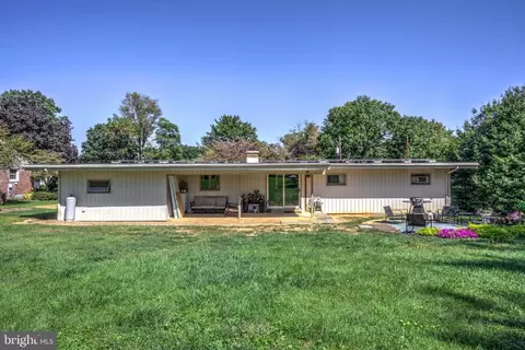 318 Gochnauer Ave, Lititz, PA 17543 photo 33