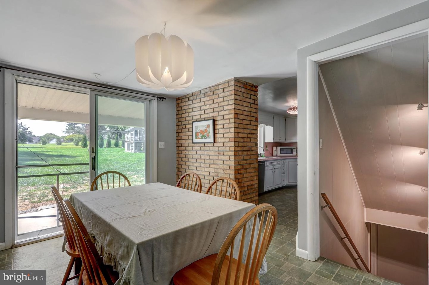 318 Gochnauer Ave, Lititz, PA 17543 photo 9