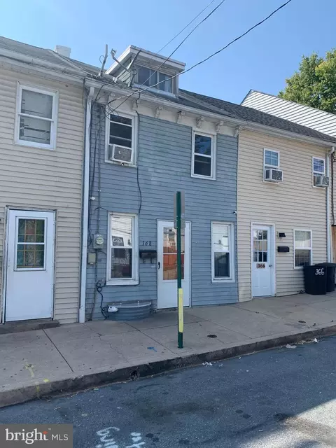 368 S 3rd St, Columbia, PA 17512