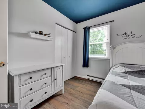 Bedroom - 209 Ironstone Dr, Lititz, PA 17543 photo 5 of 7