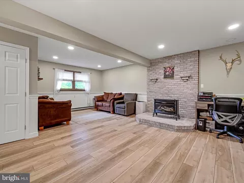 Living - 209 Ironstone Dr, Lititz, PA 17543 photo 3 of 5
