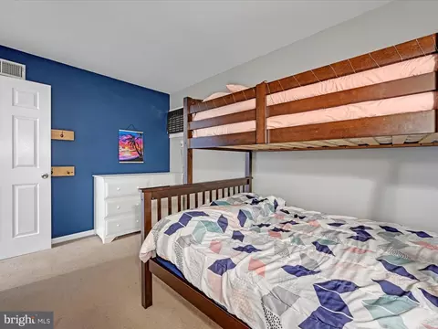 Bedroom - 209 Ironstone Dr, Lititz, PA 17543 photo 7 of 7