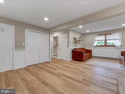 Living - 209 Ironstone Dr, Lititz, PA 17543 photo 4 of 5