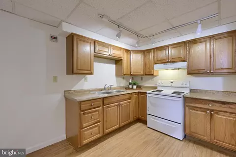 325 N Farm Dr, Lititz, PA 17543 photo 38
