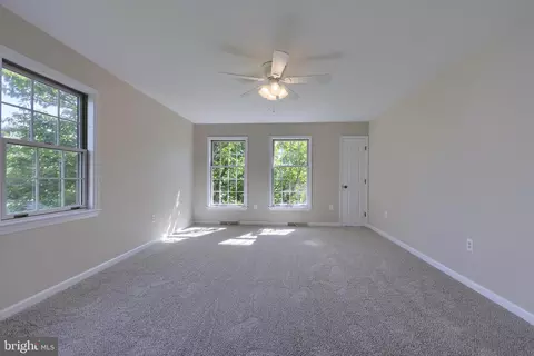 325 N Farm Dr, Lititz, PA 17543 photo 53