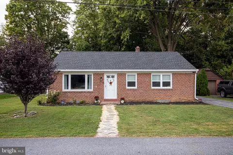 23 Plymouth Ave, Lancaster, PA 17602