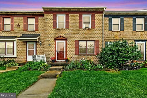 2228 Olde Meadow Ct, East Petersburg, PA 17520