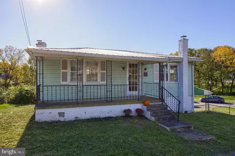 Exterior - 30 Lititz Run Rd, Lititz, PA 17543 photo 2 of 4