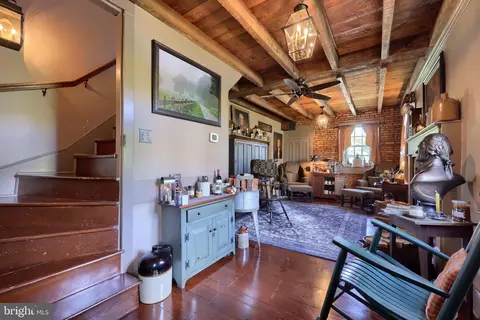 Entry Way - 97 Zartman Mill Rd, Lititz, PA 17543 photo 2 of 6