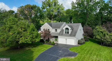 1719 Crossfield Dr, Lancaster, PA 17603