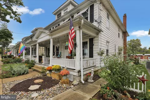 Exterior - 345 Front St, Lititz, PA 17543 photo 4 of 8