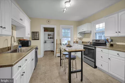 Kitchen - 345 Front St, Lititz, PA 17543 photo 1 of 2