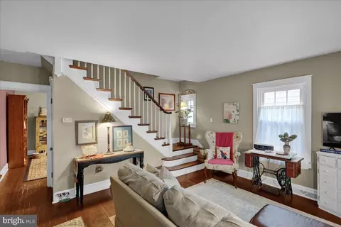 Entry Way - 345 Front St, Lititz, PA 17543 photo 1 of 6