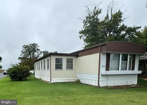 15 Penn Valley Vlg, Lititz, PA 17543