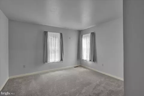 Bedroom - 320 Royal Hunt Way, Lititz, PA 17543 photo 2 of 5