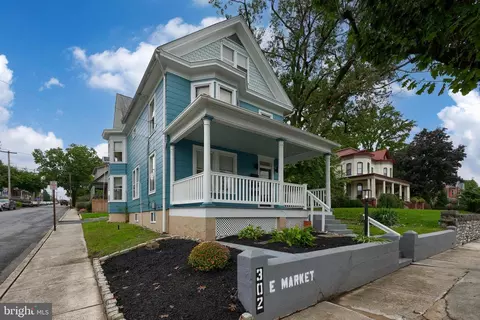 302 E Market St, Marietta, PA 17547