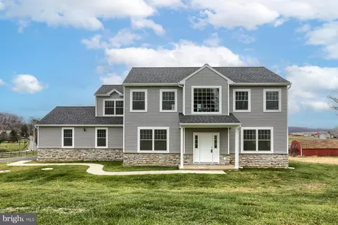 451 Frogtown Rd, Pequea, PA 17565