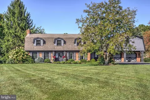 103 Skyline Dr, New Holland, PA 17557