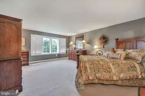 712 Woodfield Dr, Lititz, PA 17543 photo 21